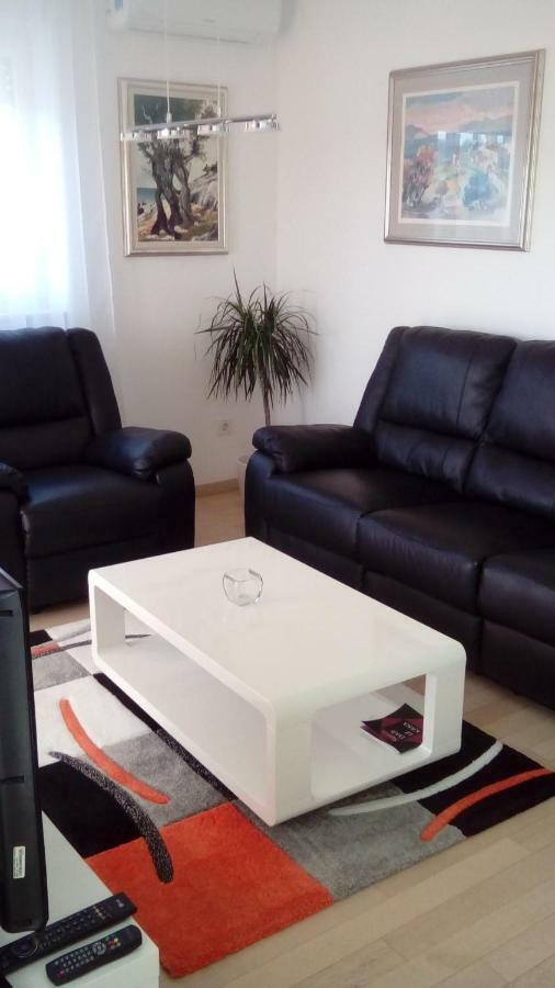Nena Apartment *