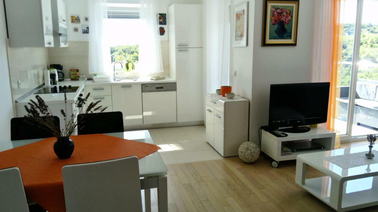 Nena Apartment Krk Town